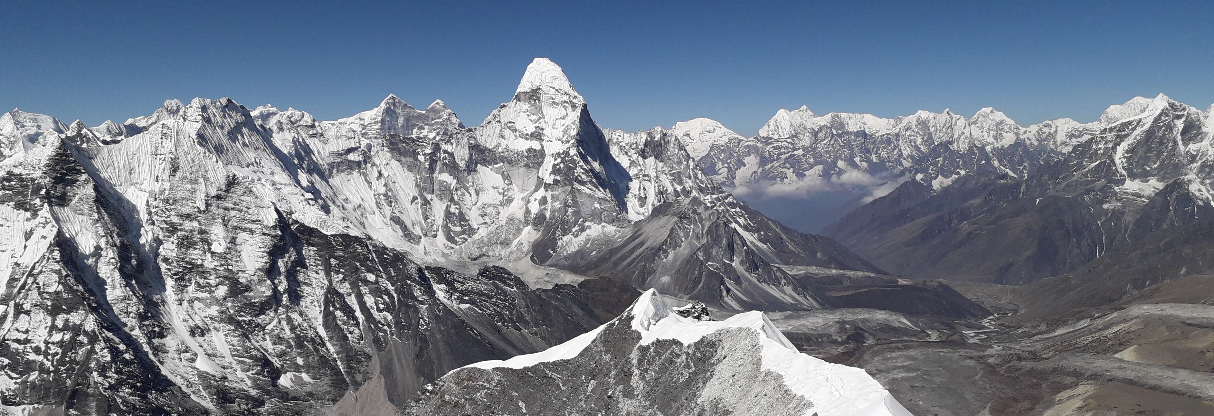 Island Peak Climbing: Itinerary, Route, Preparation & Climbing Guide